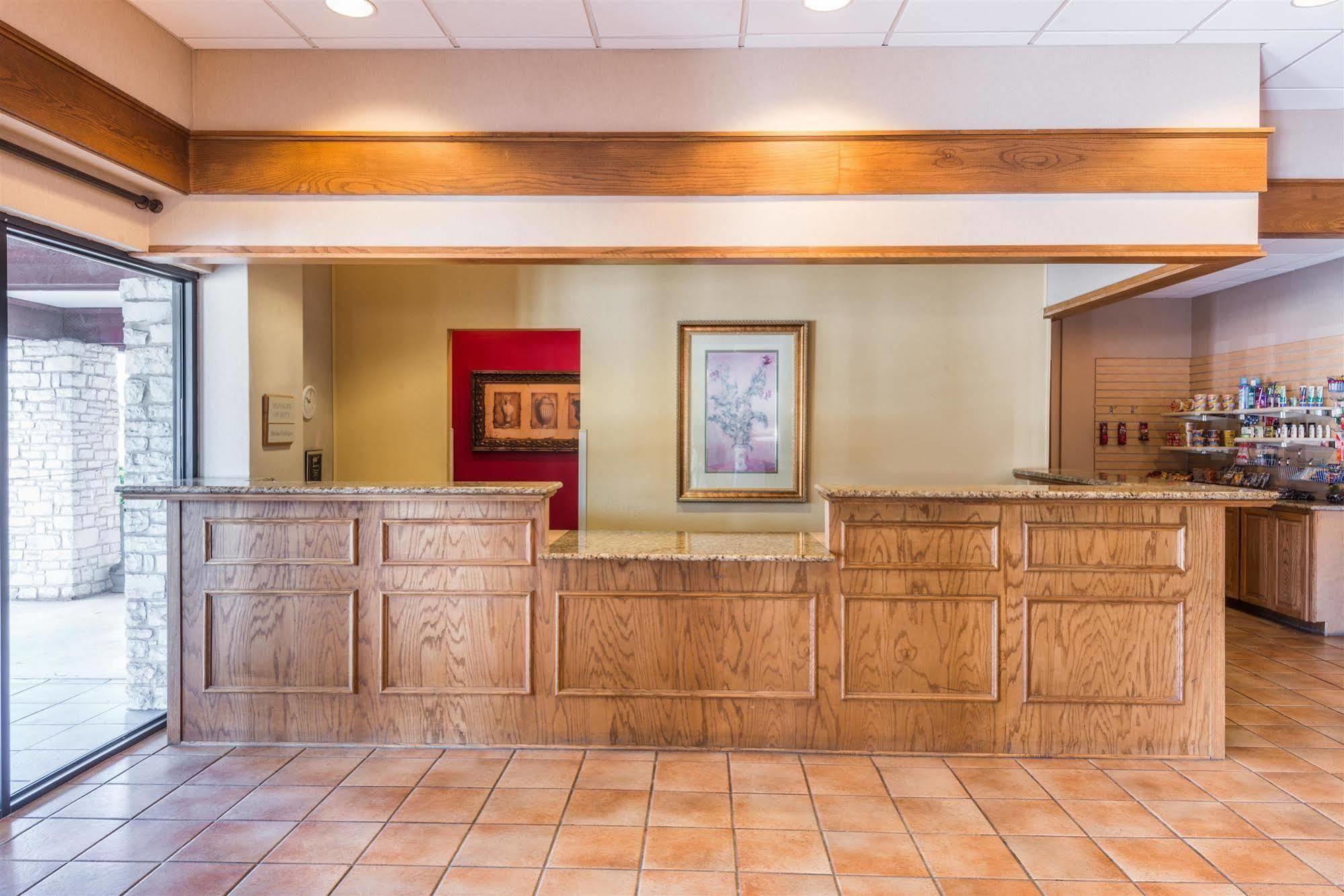 Hotel Ramada New Braunfels Exterior foto